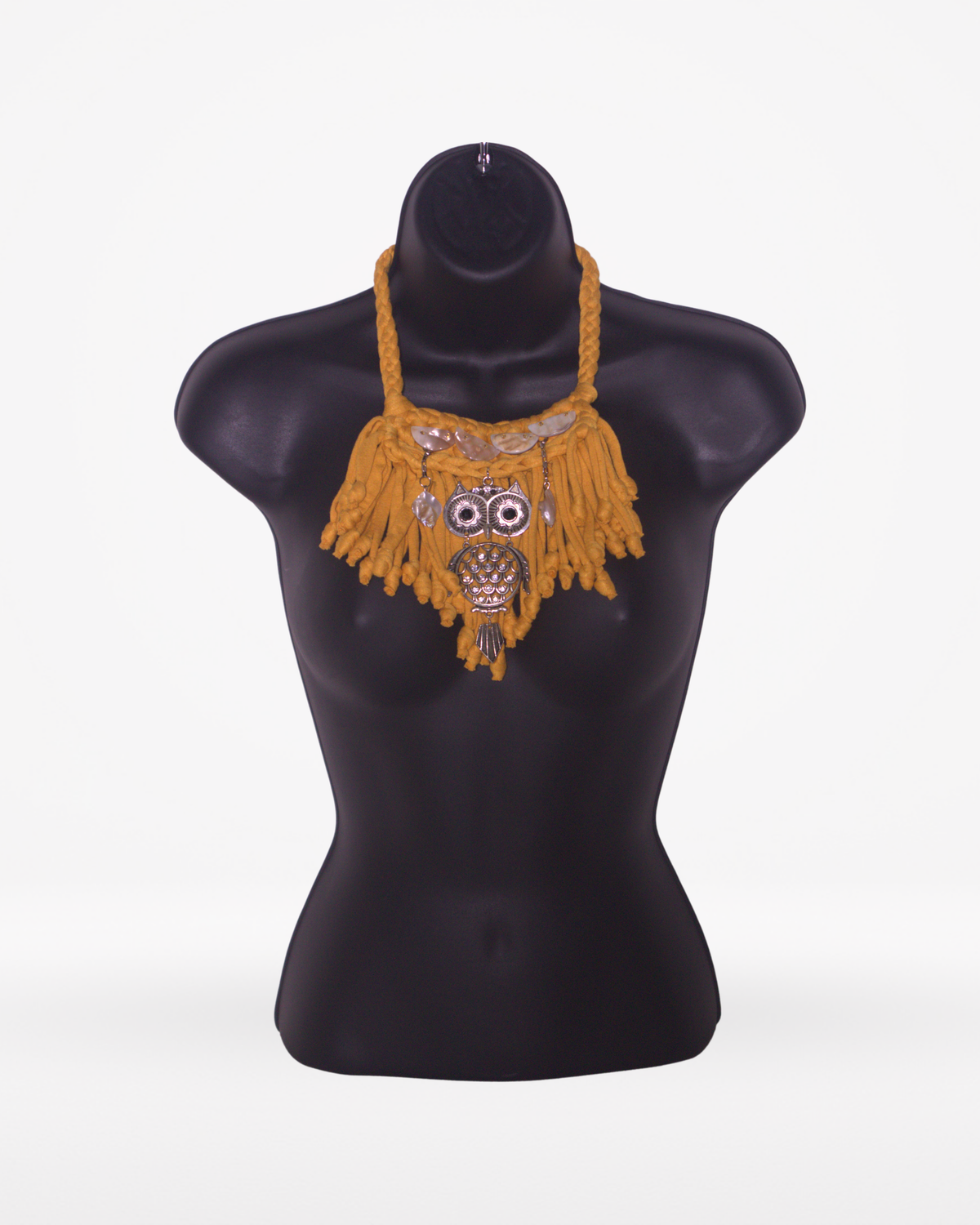 Collar de trapillo 4