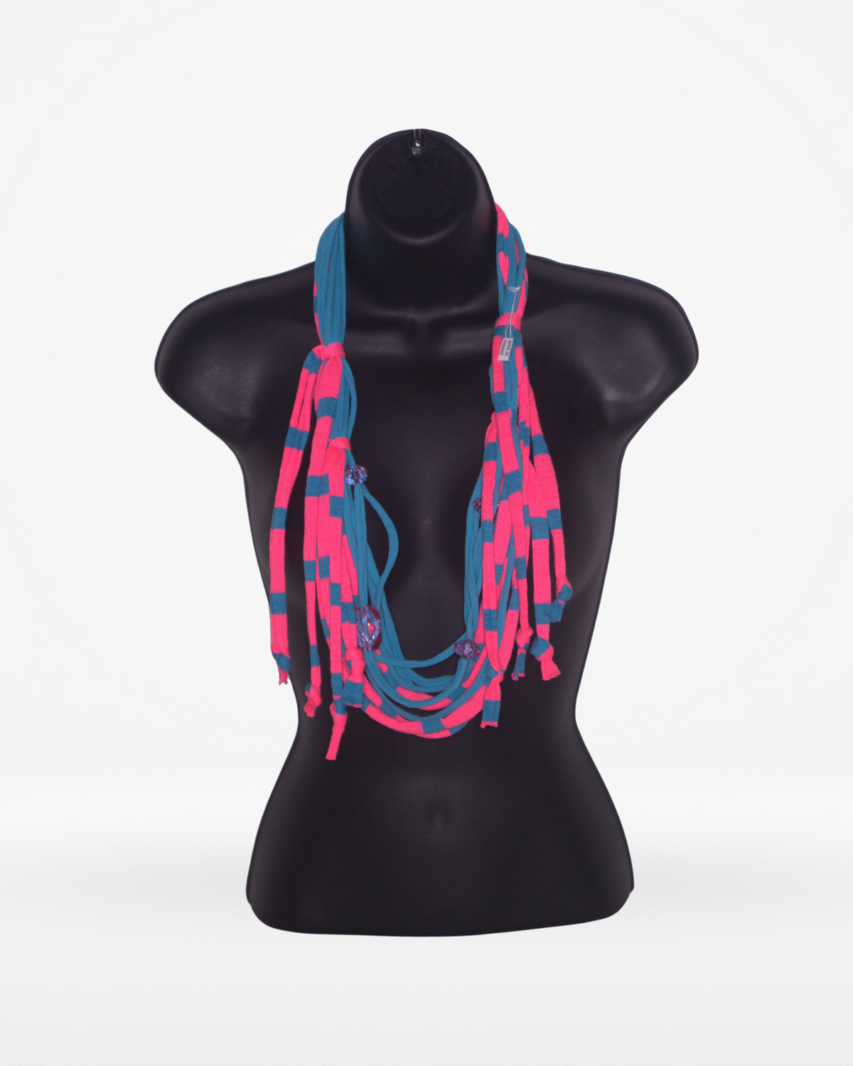 Collar de trapillo 10