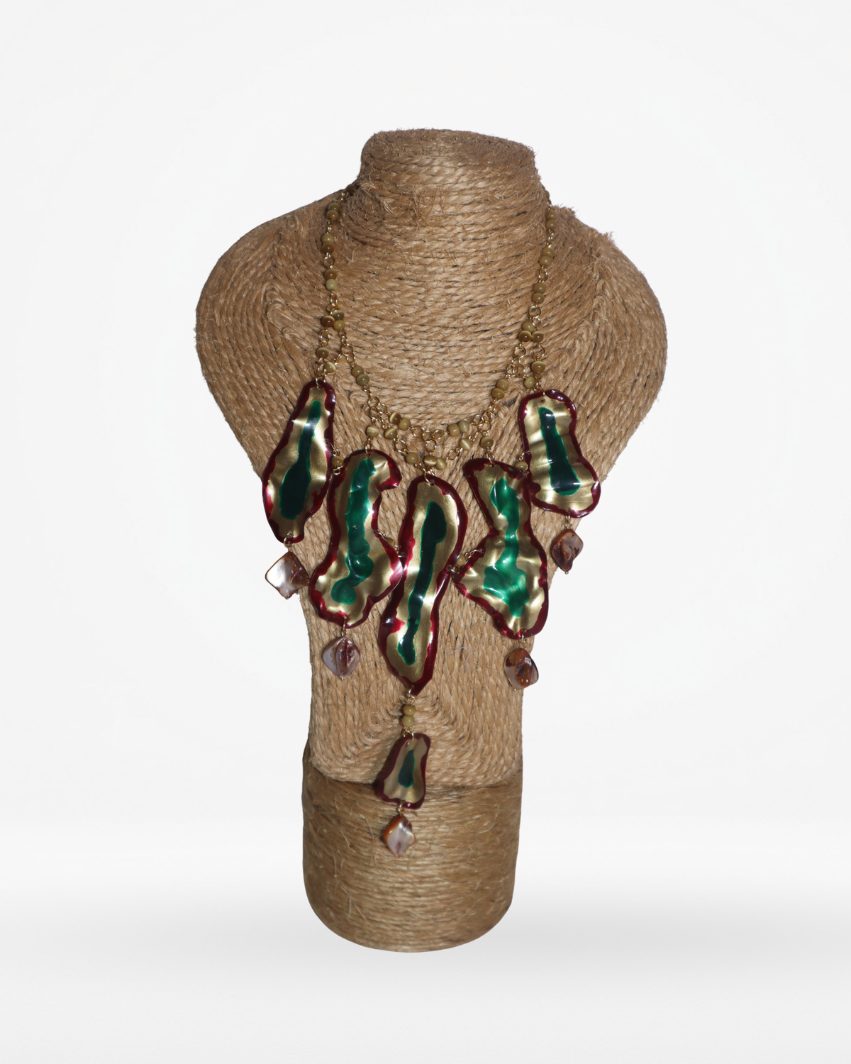 Collar sostenible 15
